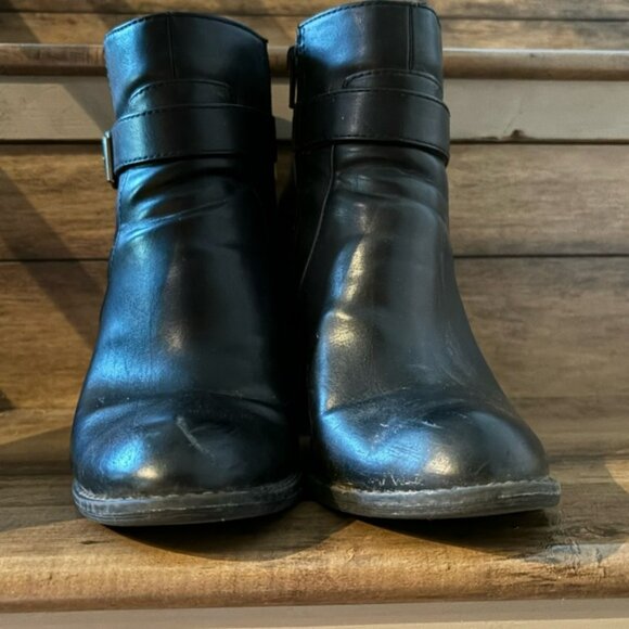 👛 (ANY 2/$30) ALDO Faux Leather Block Heel Adjustable Strap Boots Size 8 - Picture 3 of 4